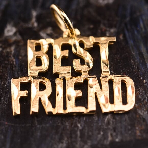 Meet your Posher! - Picture 2 of 2